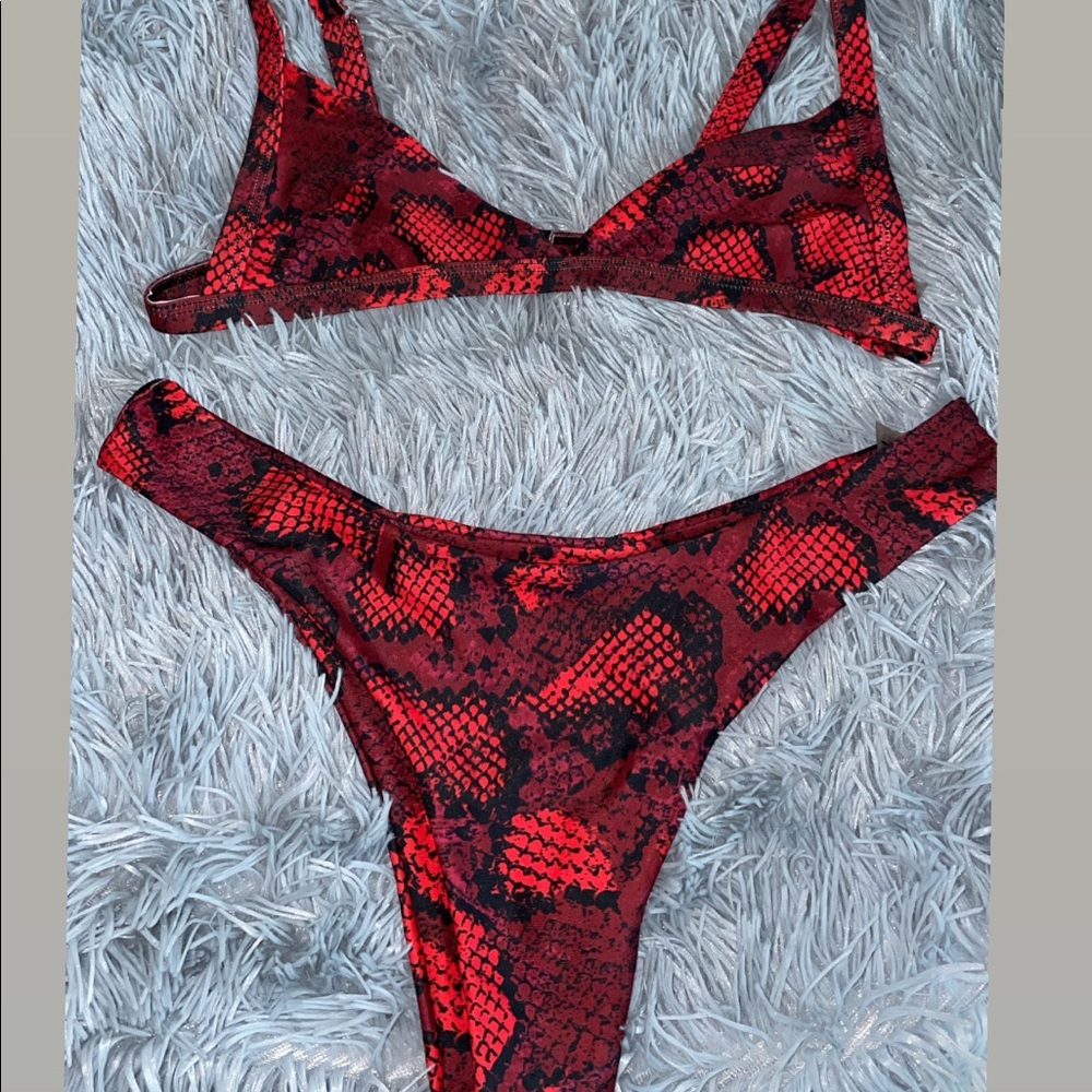 Women’s swimsuits